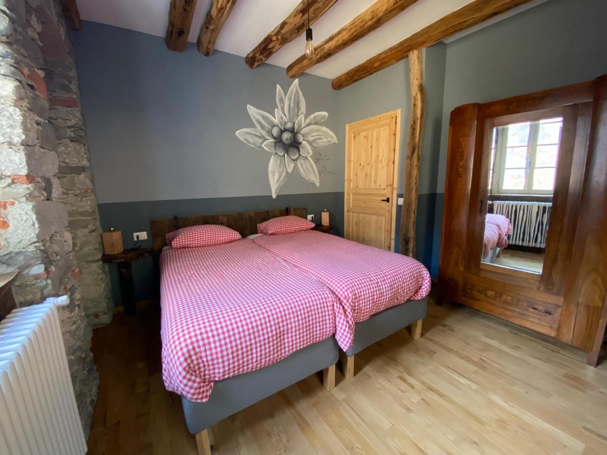 Mountain Cabin Valsesia Appartement Stella Varallo Esterno foto